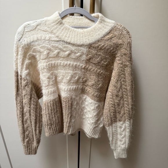 Abercrombie & Fitch Sweaters - Abercrombie & Fitch Cable Knit Sweater - Cream and Brown